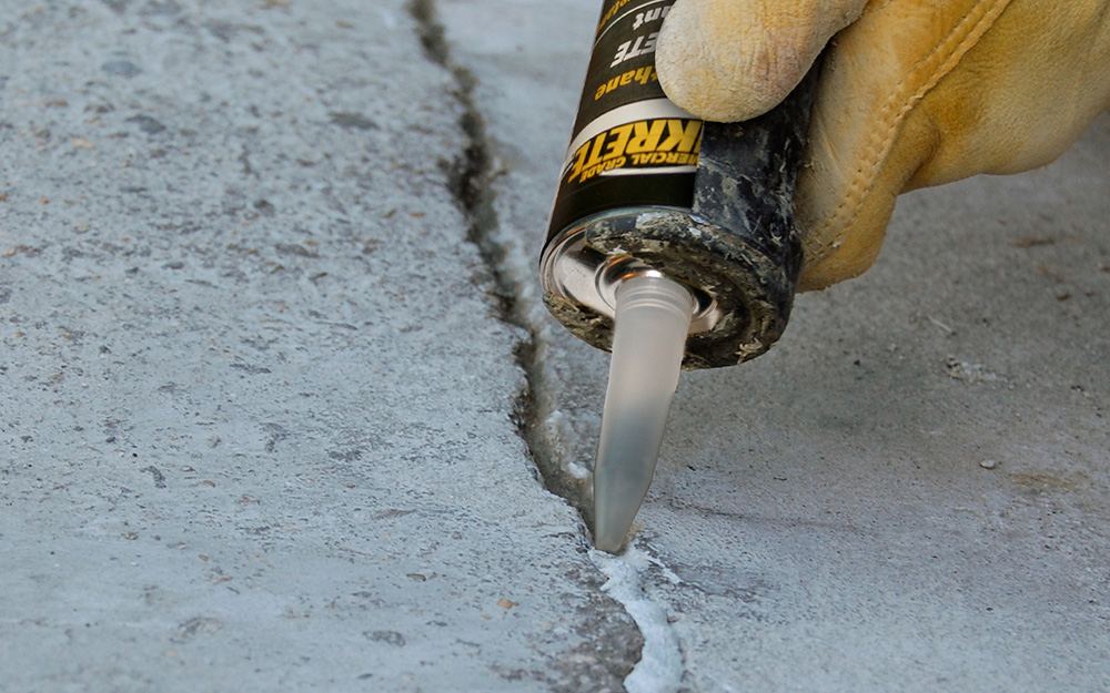 Cracked concrete slab before repair